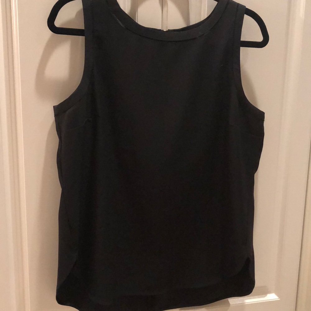 White House | Black Market sleeveless tank - stitch rounded neck & hem detail